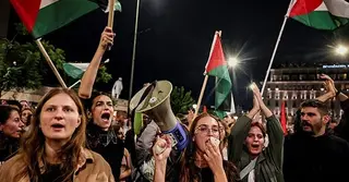 নৌবহর সুমুদ ফ্লোটিলা আটকের প্রতিবাদে ইউরোপে বিক্ষোভ ও সংঘর্ষ